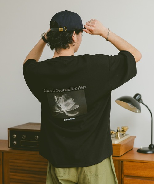 RAGEBLUE（レイジブルー）の「フラワーフォトプリント/オーバーサイズポンチTシャツ（Tシャツ/カットソー・メンズ・ブラック/ライトグレー/ホワイト/ライトブルー/ダークグリーン・SMALL/LARGE/MEDIUM）」の8枚目の写真
