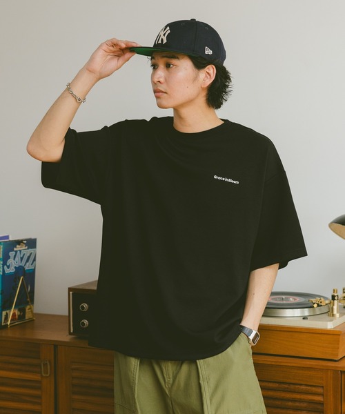 RAGEBLUE（レイジブルー）の「フラワーフォトプリント/オーバーサイズポンチTシャツ（Tシャツ/カットソー・メンズ・ブラック/ライトグレー/ホワイト/ライトブルー/ダークグリーン・SMALL/LARGE/MEDIUM）」の7枚目の写真