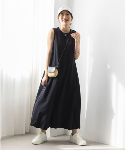 UNDOVE(アンドゥーブ)の「〈UNDOVE〉【はっ水/ストレッチ/UV対策/防シワ/接触冷感/アウトドア/普段着/水際アイテム/レジャー】はっ水バルーンワンピース(ワンピース・レディース・パープル/ブラック・X-LARGE/LARGE/MEDIUM/SMALL)」の14枚目の写真