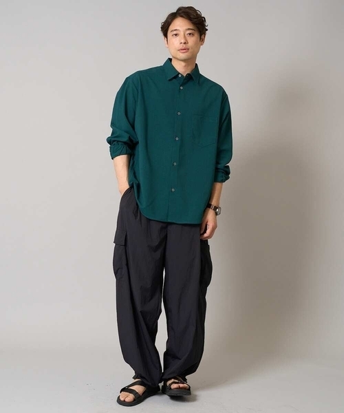 a.v.v(アーヴェヴェ)の「【接触冷感/イージーケア】ワイドシルエットシャツ【春リライト2】(シャツ/ブラウス・メンズ・グリーン/ブルー/チャコールグレー・46/50/48)」の17枚目の写真