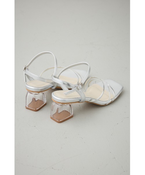 AZUL by moussy(アズールバイマウジー)の「クリアヒールナローストラップサンダル(サンダル・レディース・ブラック/クリア・SMALL/MEDIUM/LARGE)」の9枚目の写真