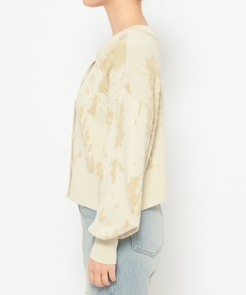 LOWRYS FARM(ローリーズファーム)の「ボカシジャガードカーディガン 326926(カーディガン/ボレロ・レディース・アイボリー/ブラック/ブルー・FREE)」の11枚目の写真