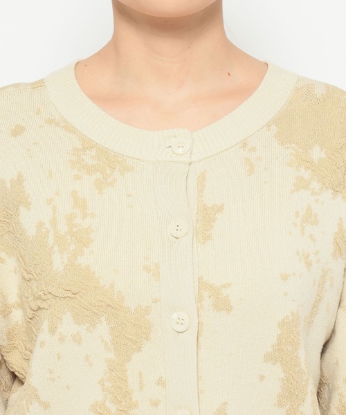 LOWRYS FARM(ローリーズファーム)の「ボカシジャガードカーディガン 326926(カーディガン/ボレロ・レディース・アイボリー/ブラック/ブルー・FREE)」の14枚目の写真