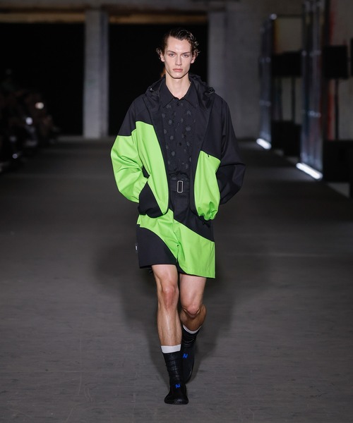 MSGM(エムエスジーエム)の「3D SUNNY マクラメコットンポプリンシャツ(シャツ/ブラウス・メンズ・ブラック/ホワイト・38)」の13枚目の写真