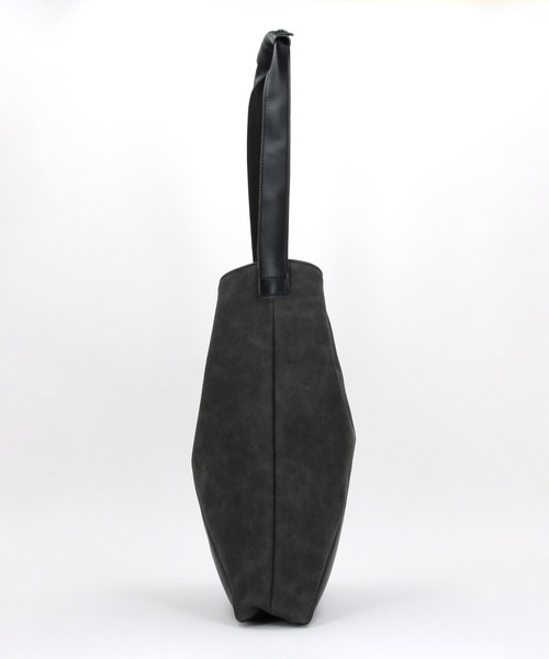 NICOLE CLUB FOR MEN（ニコルクラブフォーメン）の「バイカラーショルダーバッグ（ショルダーバッグ・メンズ・ネイビー/ベージュ/ブラック・FREE）」の5枚目の写真