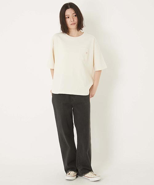 HOLLYWOOD RANCH MARKET(ハリウッドランチマーケット)の「Hエンブロイダリー ラウンドヘムTシャツ ウイメンズ(Tシャツ/カットソー・レディース・ナチュラル/ホワイト/ブラック/ネイビー・ONE SIZE)」の18枚目の写真