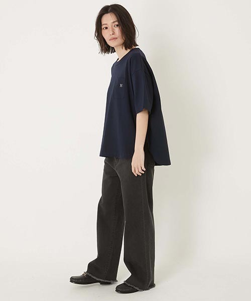 HOLLYWOOD RANCH MARKET(ハリウッドランチマーケット)の「Hエンブロイダリー ラウンドヘムTシャツ ウイメンズ(Tシャツ/カットソー・レディース・ナチュラル/ホワイト/ブラック/ネイビー・ONE SIZE)」の8枚目の写真