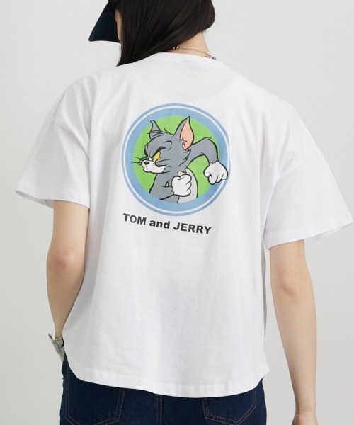 Tom&Jerry(トムアンドジェリー)の「トムとジェリーTシャツ(Tシャツ/カットソー・レディース・ホワイト系/ブラック系/チャコール/ホワイト/ブラック系1/イエロー系1/ホワイト系1・M/L)」の2枚目の写真