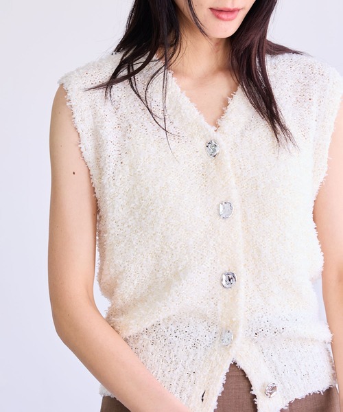 VIS（ビス）の「【洗える】テープヤーンニットベスト（ベスト・レディース・ベージュ系その他/オフホワイト・FREE）」の2枚目の写真