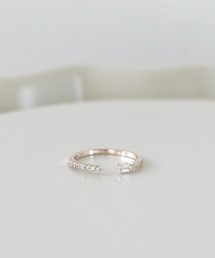 Three Four Time（スリーフォータイム）の「スクエアキュービックピンキーリング#5（リング）」