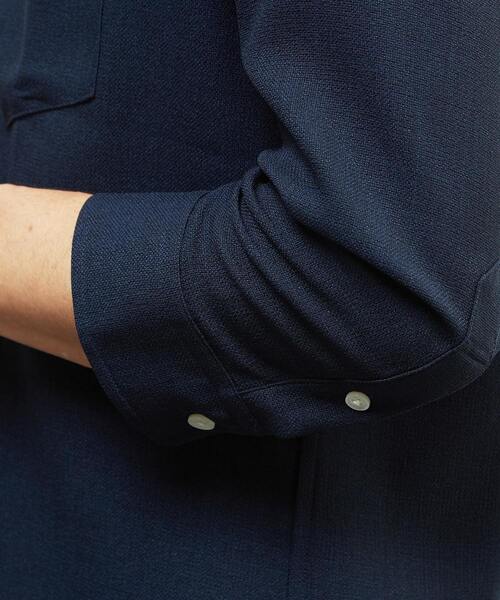 MEN'S MELROSE（メンズメルローズ）の「リフラックスバスケットワンピースカラー7分袖シャツ（シャツ/ブラウス・メンズ・グレイッシュベージュ/ネイビー/ブラウン・2/4/3）」の11枚目の写真