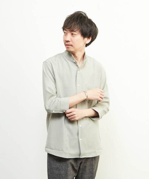 MEN'S MELROSE（メンズメルローズ）の「リフラックスバスケットワンピースカラー7分袖シャツ（シャツ/ブラウス・メンズ・グレイッシュベージュ/ネイビー/ブラウン・2/4/3）」の19枚目の写真
