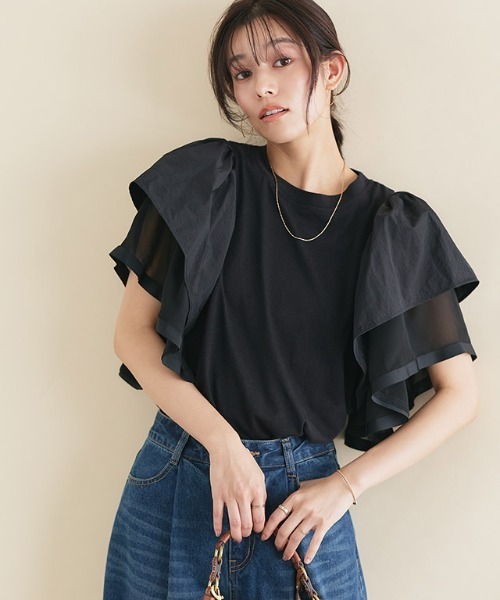 Pierrot(ピエロ)の「ドッキングフリルTシャツ(Tシャツ/カットソー・レディース・オフホワイト/ブラック・M/L)」の2枚目の写真