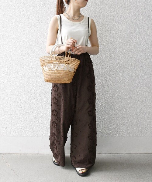 フラワーモチーフ付きサロペット petit main（プティマイン）の「【リンク】お花モチーフ付き