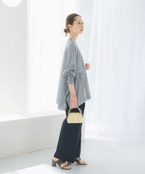 URBAN RESEARCH ROSSO WOMEN(アーバンリサーチ ロッソ)の「ミドルシアーカーディガン(カーディガン/ボレロ・レディース・ベージュ/グレー/ブラック・FREE)」の13枚目の写真