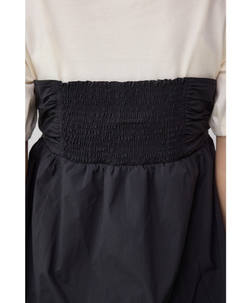 AZUL by moussy(アズールバイマウジー)の「ペプラムバルーントップス(Tシャツ/カットソー・レディース・ライトグリーン/グレー/ブラック・SMALL/MEDIUM)」の11枚目の写真