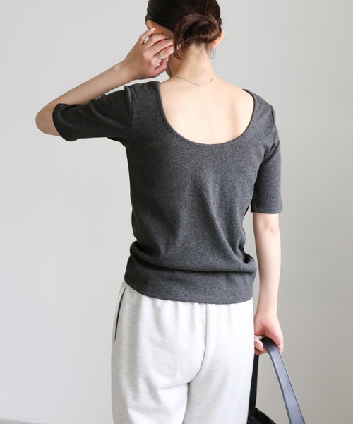 select MOCA(セレクトモカ)の「バックオープンカップ付きハーフスリーブトップス(Tシャツ/カットソー・レディース・オフホワイト/チャコールグレー/ブラック・FREE/SMALL/LARGE)」の7枚目の写真