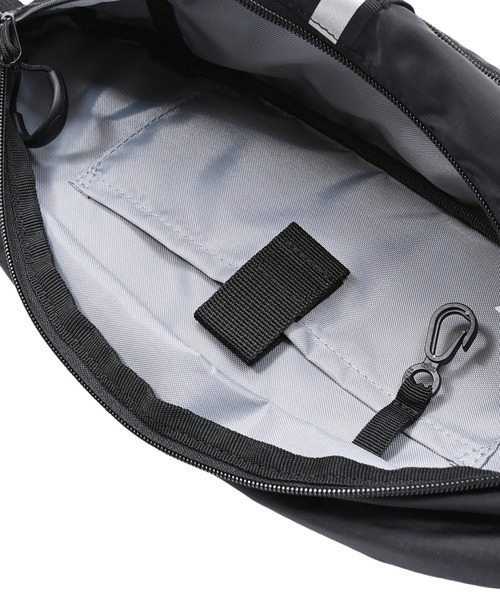 NEW BALANCE（ニューバランス）の「ウエストボトルポーチ（ボディバッグ/ウエストポーチ・メンズ・ブラック・ONE SIZE）」の7枚目の写真