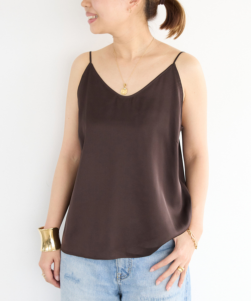 Deuxieme Classe(ドゥーズィエムクラス)の「*SILK SATIN キャミソール(シャツ/ブラウス・レディース・ネイビー/ブラウン・FREE)」の5枚目の写真