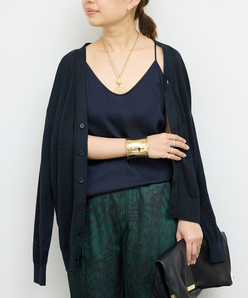 Deuxieme Classe(ドゥーズィエムクラス)の「*SILK SATIN キャミソール(シャツ/ブラウス・レディース・ネイビー/ブラウン・FREE)」の10枚目の写真