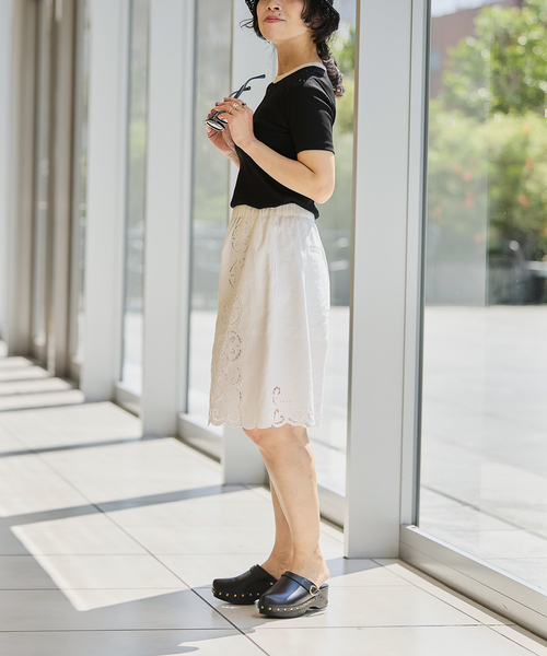 IENA LA BOUCLE(イエナラブークル)の「《追加》IENA LA BOUCLE ライトリブハーフスリーブプルオーバー2(Tシャツ/カットソー・レディース・ブラウン/オートミール/ブラック・FREE)」の5枚目の写真