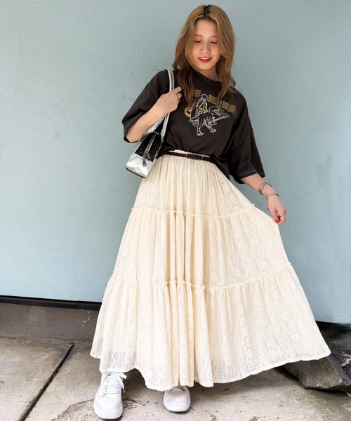 DOUBLE NAME（ダブルネーム）の「伝説のロックスターになりたい恐竜刺しゅうBIG TEE（Tシャツ/カットソー・レディース・ブラック系その他/イエロー/オフホワイト・FREE）」の5枚目の写真