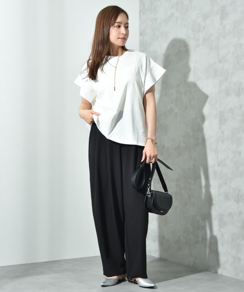 INTERPLANET（インタープラネット）の「度詰め天竺袖フリルプルオーバー（Tシャツ/カットソー・レディース・オフホワイト/ブラック/グレイッシュベージュ・FREE）」の17枚目の写真