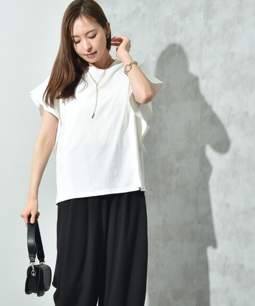 INTERPLANET（インタープラネット）の「度詰め天竺袖フリルプルオーバー（Tシャツ/カットソー・レディース・オフホワイト/ブラック/グレイッシュベージュ・FREE）」の18枚目の写真