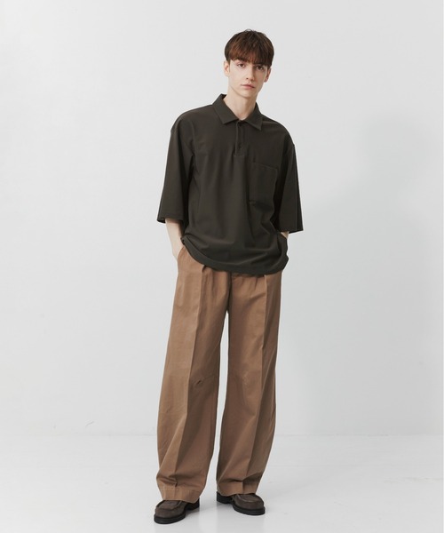 PUBLIC TOKYO(パブリックトウキョウ)の「Air tool リラックスコードポロ /ウォッシャブル/夏服/ストレッチ/伸縮性/通気性/防シワ性/UVカット/セットアップ(ポロシャツ・メンズ・ブラック/カーキ/ダークグレー・1/2)」の16枚目の写真