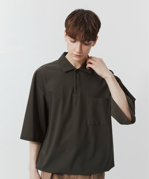 PUBLIC TOKYO(パブリックトウキョウ)の「Air tool リラックスコードポロ /ウォッシャブル/夏服/ストレッチ/伸縮性/通気性/防シワ性/UVカット/セットアップ(ポロシャツ・メンズ・ブラック/カーキ/ダークグレー・1/2)」の13枚目の写真