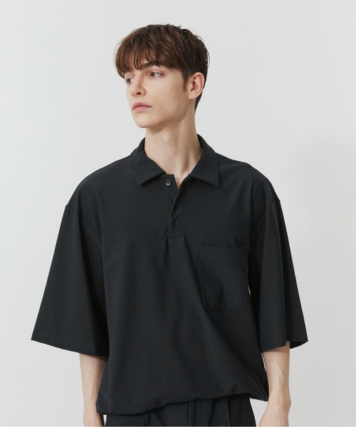 PUBLIC TOKYO(パブリックトウキョウ)の「Air tool リラックスコードポロ /ウォッシャブル/夏服/ストレッチ/伸縮性/通気性/防シワ性/UVカット/セットアップ(ポロシャツ・メンズ・ブラック/カーキ/ダークグレー・1/2)」の22枚目の写真