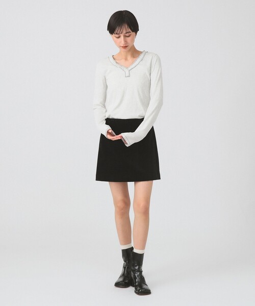 Ray BEAMS(レイビームス)の「ギャザー ブレード Vネック トップス(Tシャツ/カットソー・レディース・クリーム/ライトグレー/ブラック・ONE SIZE)」の10枚目の写真