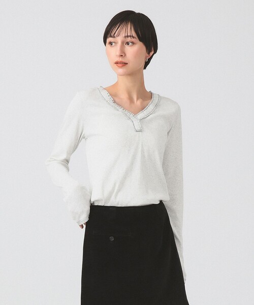 Ray BEAMS(レイビームス)の「ギャザー ブレード Vネック トップス(Tシャツ/カットソー・レディース・クリーム/ライトグレー/ブラック・ONE SIZE)」の12枚目の写真