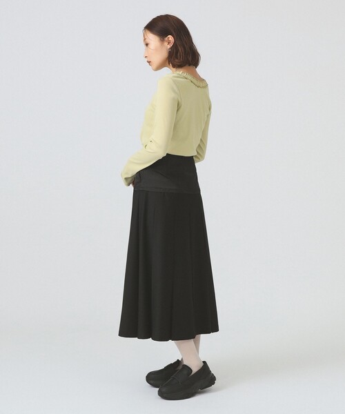 Ray BEAMS(レイビームス)の「ギャザー ブレード Vネック トップス(Tシャツ/カットソー・レディース・クリーム/ライトグレー/ブラック・ONE SIZE)」の20枚目の写真