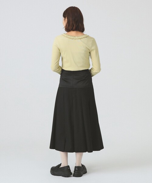 Ray BEAMS(レイビームス)の「ギャザー ブレード Vネック トップス(Tシャツ/カットソー・レディース・クリーム/ライトグレー/ブラック・ONE SIZE)」の21枚目の写真