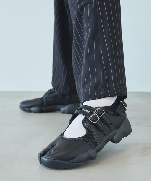 【いっち】新品未使用Nikeナイキエアリフトブリーズ22㎝専用靴下付 2130726779.jpg?1703570259