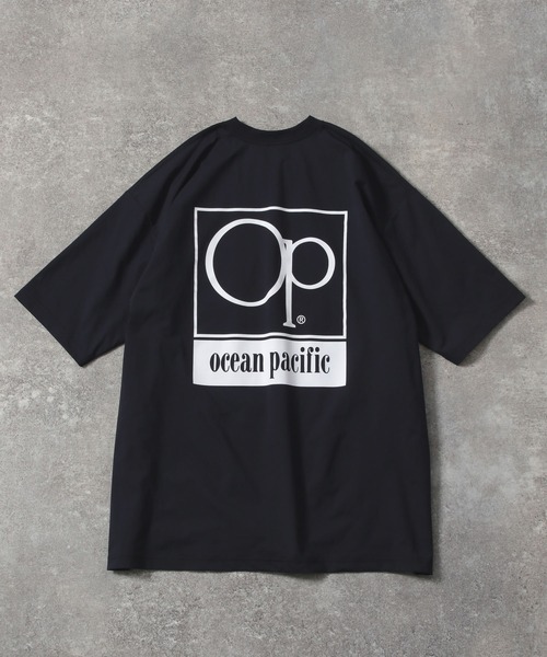 Ocean Pacific（オーシャンパシフィック）の「【Ocean Pacific(オーシャンパシフィック)】ロゴラッシュガードTシャツ[吸水速乾・UVカット・水陸両用]（Tシャツ/カットソー・メンズ・ブラック/ホワイト・MEDIUM/LARGE）」の2枚目の写真