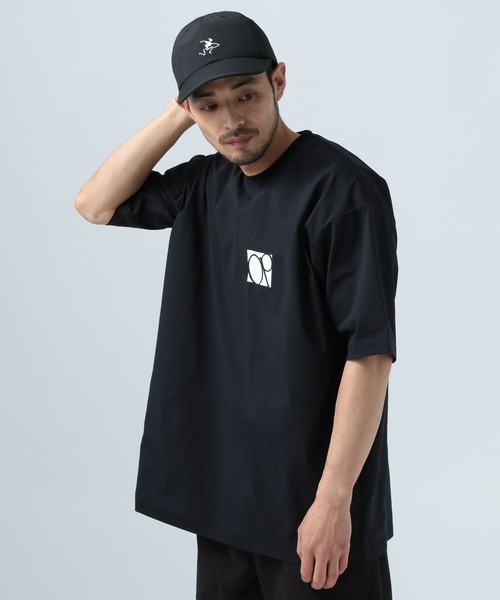 Ocean Pacific（オーシャンパシフィック）の「【Ocean Pacific(オーシャンパシフィック)】ロゴラッシュガードTシャツ[吸水速乾・UVカット・水陸両用]（Tシャツ/カットソー・メンズ・ブラック/ホワイト・MEDIUM/LARGE）」の18枚目の写真