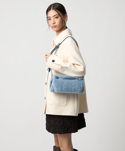 EMMEL REFINES(エメルリファインズ)の「<EMMEL REFINES>EM フラップ ボア ショルダーバッグ(ショルダーバッグ・レディース・ライトブルー/ブラック/ブラウン・FREE)」の5枚目の写真