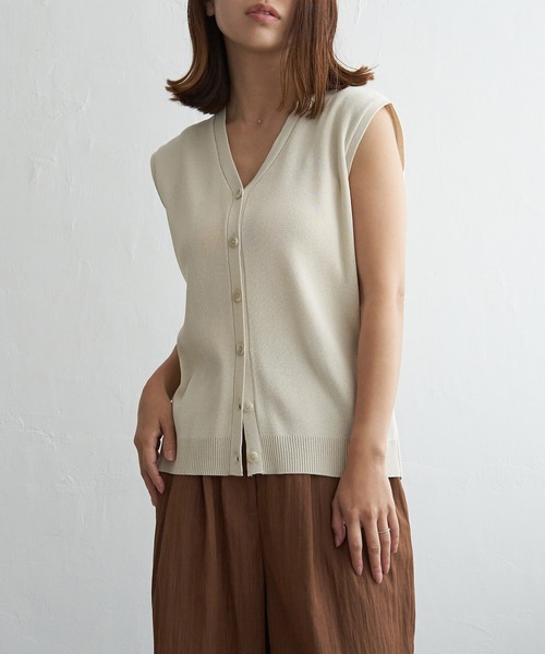 notch.（ノッチ）の「Vネックベスト（ベスト・レディース・アイボリー/ブラウン/ブラック/レッド・M）」の3枚目の写真