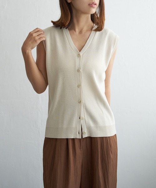 notch.（ノッチ）の「Vネックベスト（ベスト・レディース・アイボリー/ブラウン/ブラック/レッド・M）」の21枚目の写真