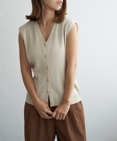 notch.（ノッチ）の「Vネックベスト（ベスト・レディース・アイボリー/ブラウン/ブラック/レッド・M）」の20枚目の写真