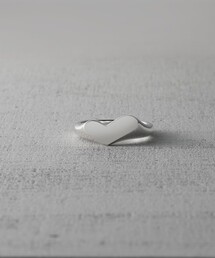 and cloud（アンドクラウド）の「Signet Heart Ring（リング）」