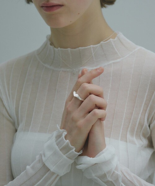 and cloud（アンドクラウド）の「Signet Heart Ring（リング・レディース・ブラック/シルバー・11号/13号/17号/15号）」の9枚目の写真