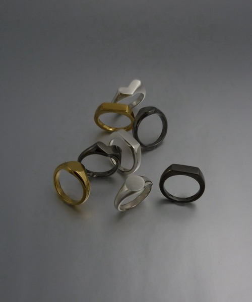 and cloud(アンドクラウド)の「Signet Heart Ring(リング・レディース・ブラック/シルバー・11号/13号/17号/15号)」の14枚目の写真