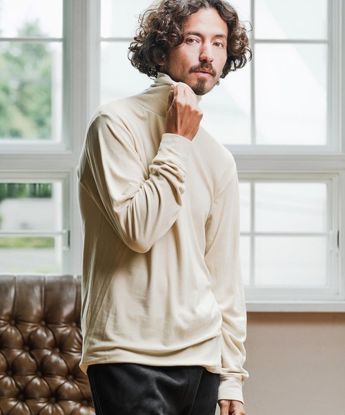 Magine(マージン)の「mlt5317-Double-Sided Brushed Fabric Turtleneck Pullover タートルネックプルオーバー(Tシャツ/カットソー・メンズ・アイボリー/ブラック/チャコールグレー・44/48/46)」の2枚目の写真