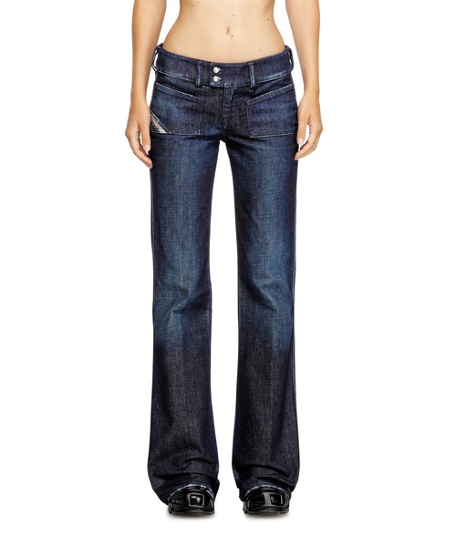 DIESEL（ディーゼル）の「ウィメンズ デニムパンツ BOOTCUT D-HUSH L.30（デニムパンツ・レディース・ダークインディゴブルー・23inch/27inch/25inch）」の5枚目の写真