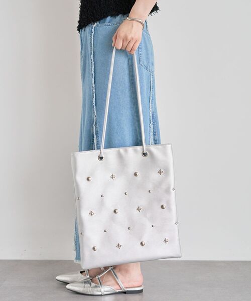 セール】andmikka.スタッズ付A4トートバッグ（トートバッグ）｜Green