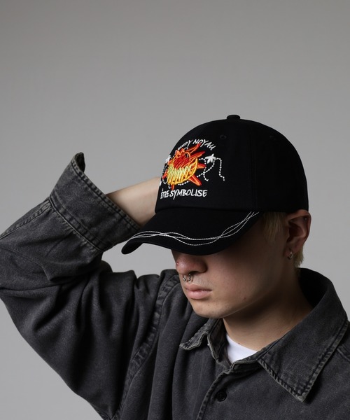 NERDY(ノルディ)の「シンボライズボールキャップ(キャップ・レディース・ホワイト/ブラック・FREE)」の15枚目の写真