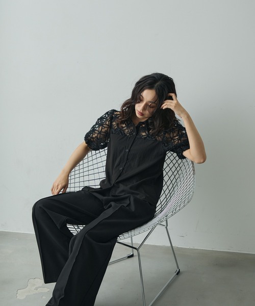 Lunea(ルネア)の「切り替えフラワーレースブラウス(シャツ/ブラウス・レディース・ホワイト/ブラック・FREE)」の19枚目の写真